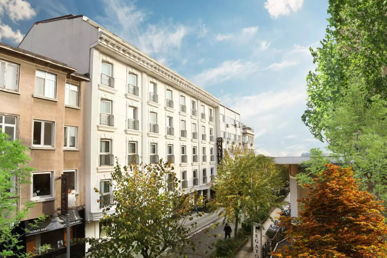 هتل هالیفاکس استانبول