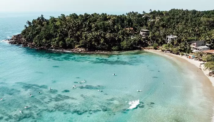 ساحلی در سریلانکا