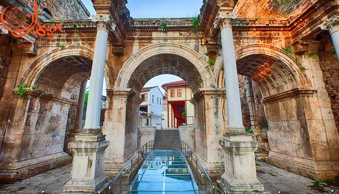 بناهای تاریخی آنتالیا