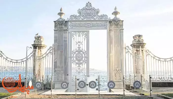 معماری کاخ دولما باغچه