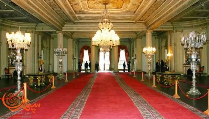 بخش های مختلف کاخ دولمه باغچه استانبول