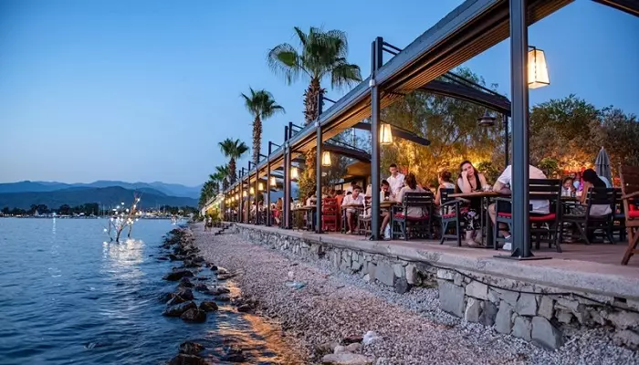 فاصله کوش آداسی تا فتحیه