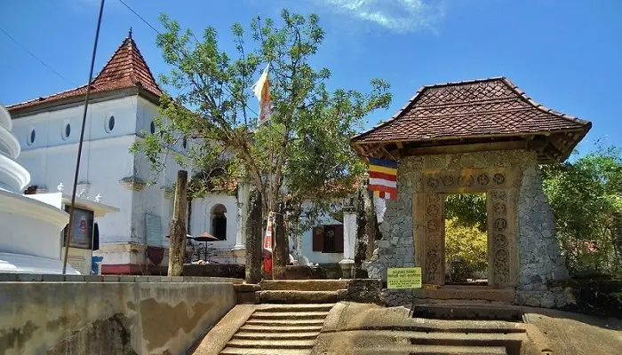 تصویری از یک معبد زیبا