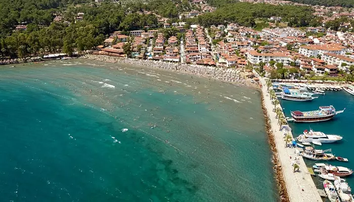 تصویری از ساحل آکیاکا