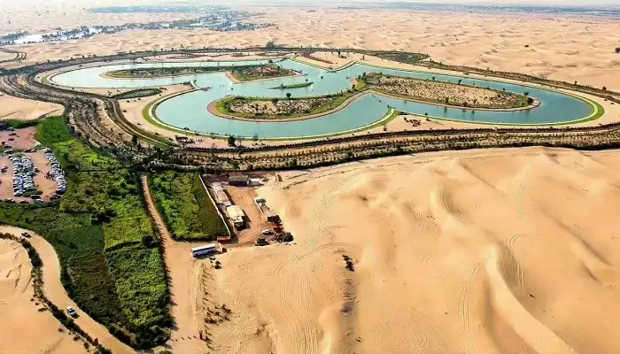 نمای هوایی از دریاچه القدره دبی