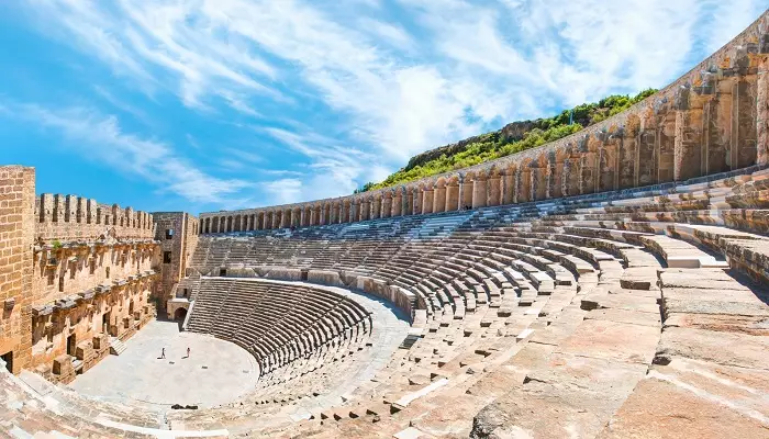 نمایی از شهر تاریخی آسپندوس