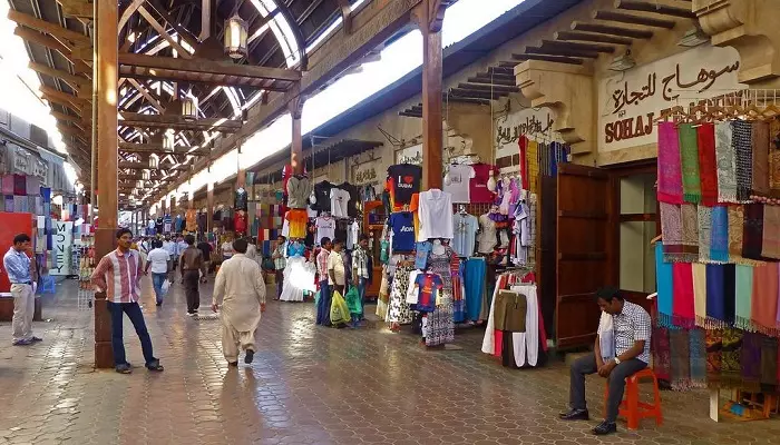 تصویری از بازار دیره دبی