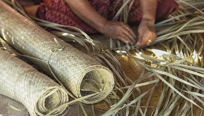 سوغات دست ساز حصیری