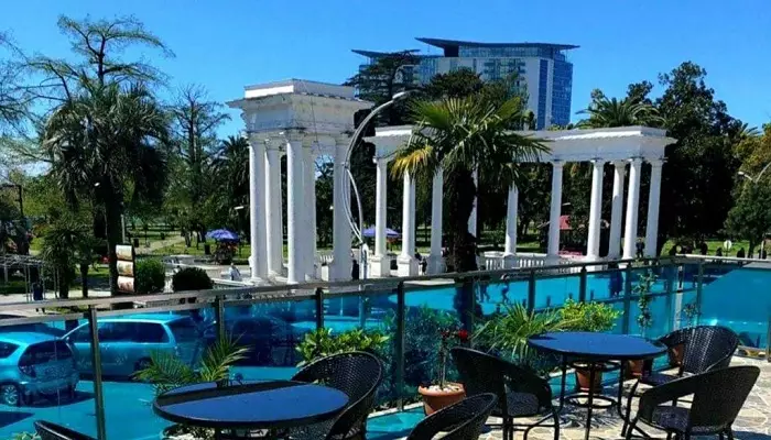 نمایی از هتل پارک باتومی