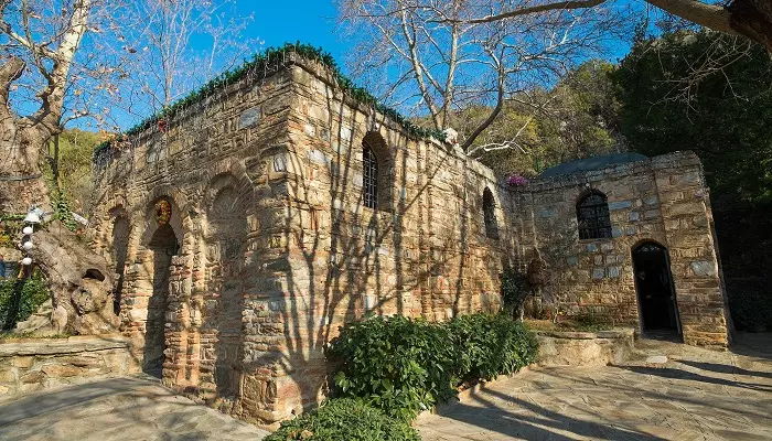 عکسی از خانه حضرت مریم در کوش آداسی