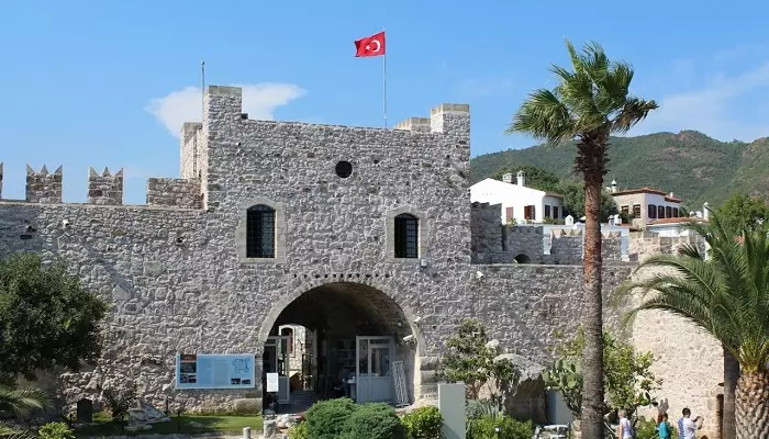 قلعه و موزه مارماریس