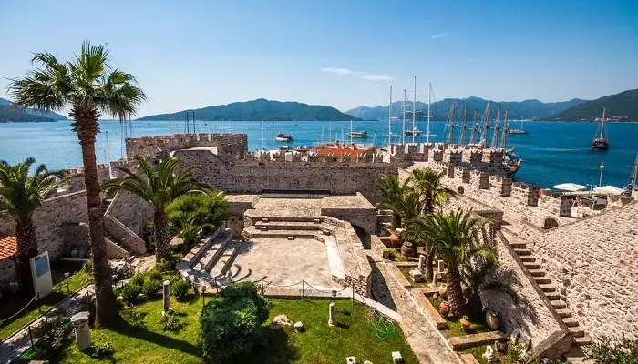 عکس قلعه مارماریس