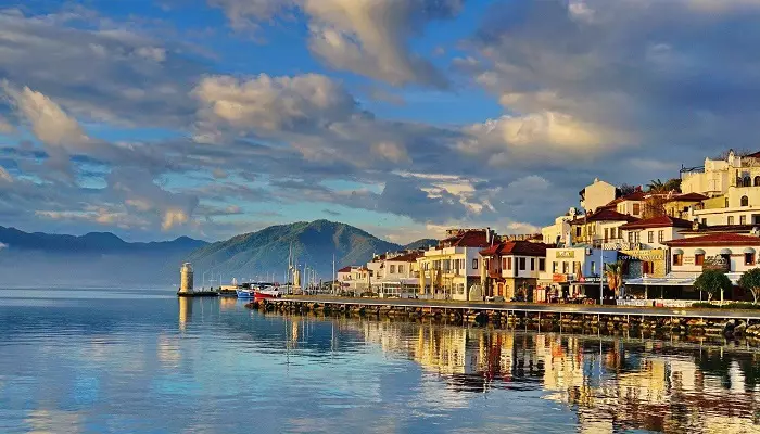 نمایی از شهر مارماریس