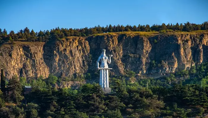 عکس مجسمه مادر گرجستان