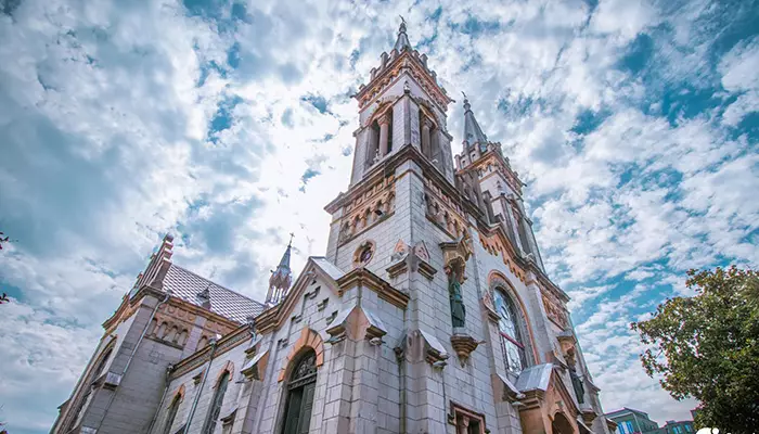 باتومی یا تفلیس