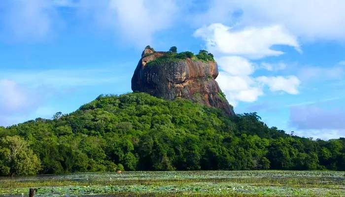 عکس قلعه سیگیریا