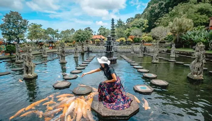 کاخ آبی تیرتا گانگا