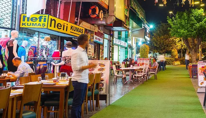 تصویری از رستوران در شهر آنتالیا