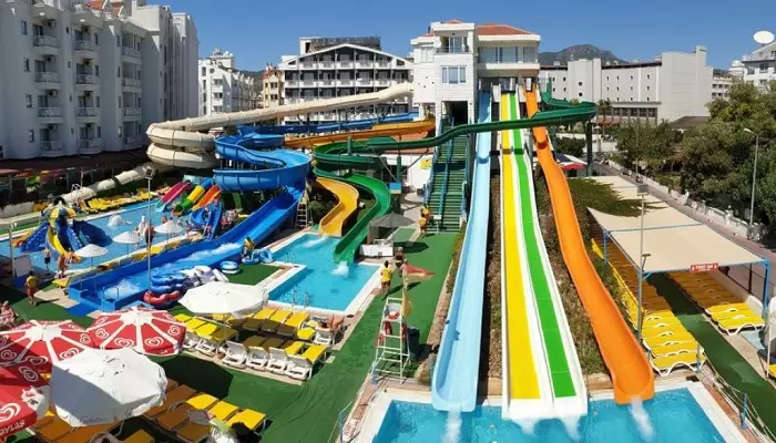 سرسره های آبی پارک آبی آتلانتیس مارماریس