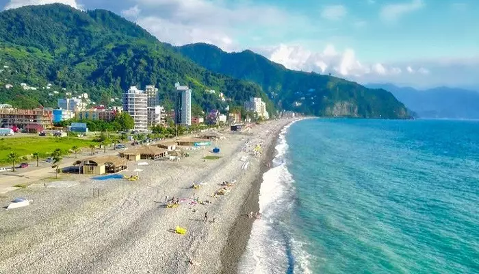 تصویری از ساحل در شهر باتومی