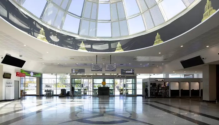 فرودگاه باتومی