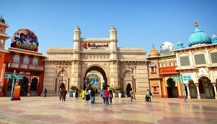 تصویری از ورودی پارک بالیوود دبی