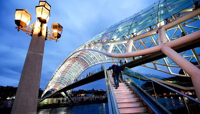 پل صلح تفلیس