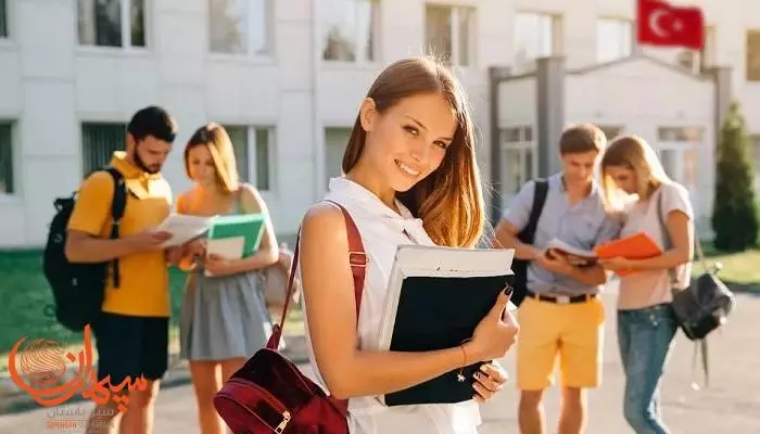 دانشگاهی در ترکیه
