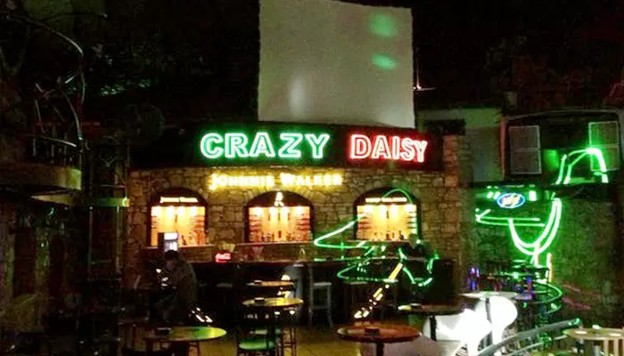 کلاب و بار شبانه در مارماریس