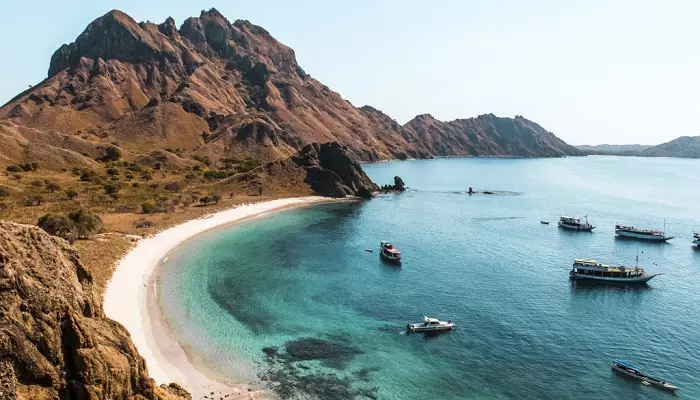 عکس جزیره فلورس