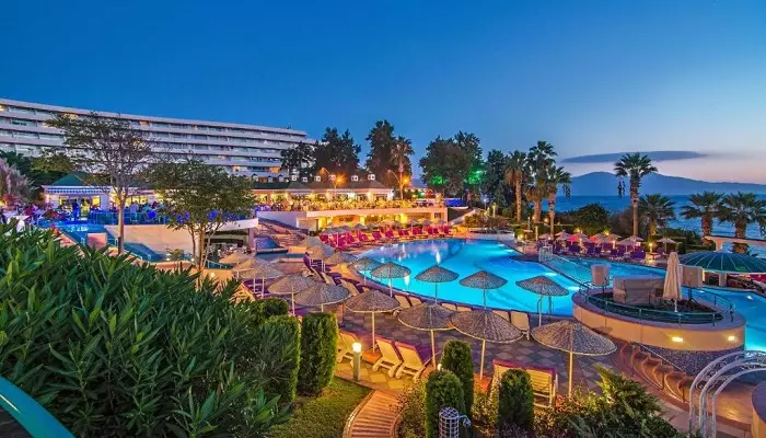 تصویری از هتل گرند بلو اسکای کوش آداسی