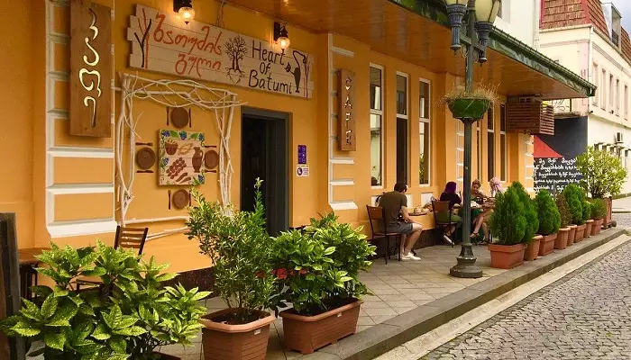 عکسی از رستوران قبل باتومی