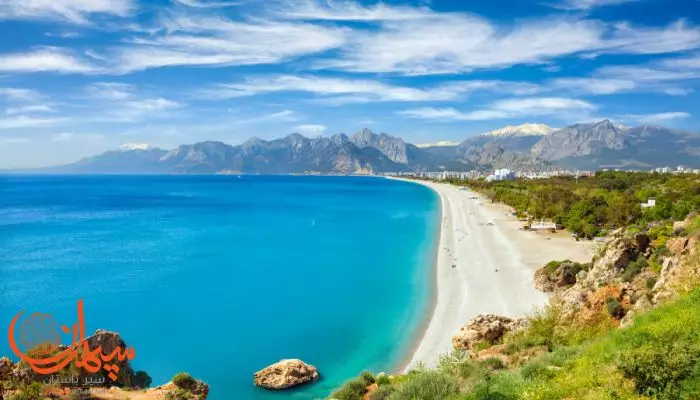 نمایی از ساحل کنیالتی آنتالیا