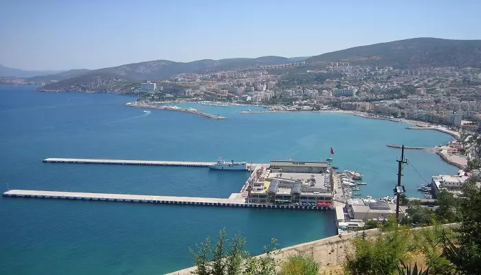 نمایی از کوش آداسی