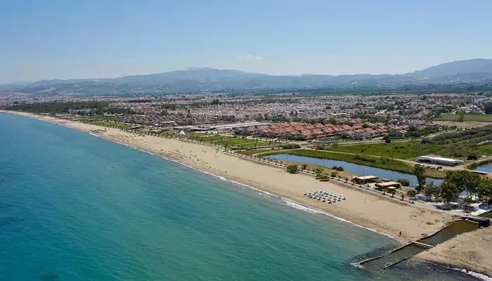 تصویری از ساحل طولانی کوش آداسی