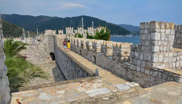 عکس قلعه مارماریس