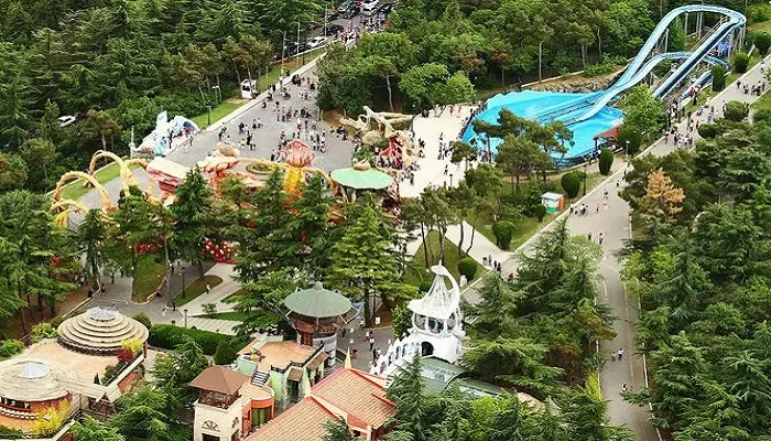 پارک آبی متاسمیندا در تفلیس