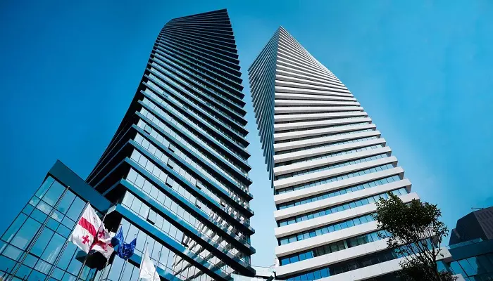 هتل پولمن تفلیس آکسیس تاورز