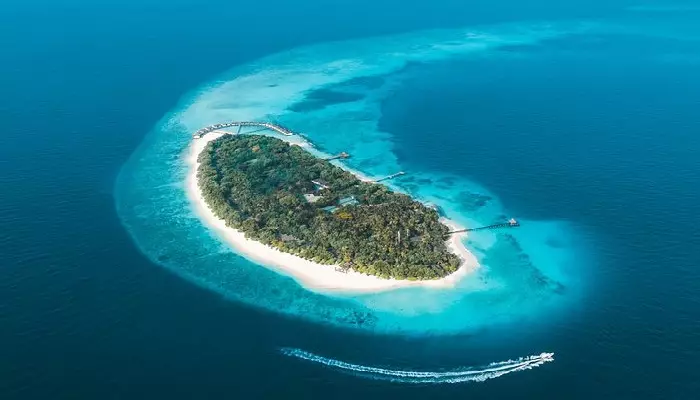 نمای هوایی از جزیرهی ریتی