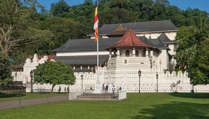 معبد دندان مقدس سریلانکا