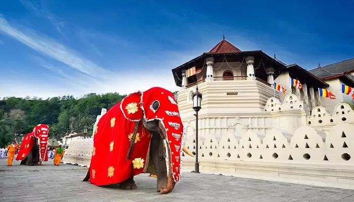 نمایی از معبد دندان مقدس