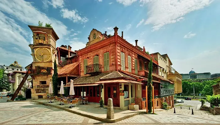 تصویری از برج ساعت تفلیس